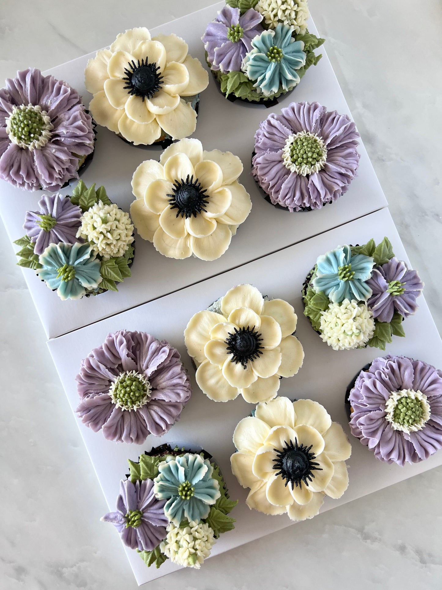 Deluxe floral cupcakes