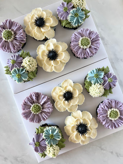 Deluxe floral cupcakes