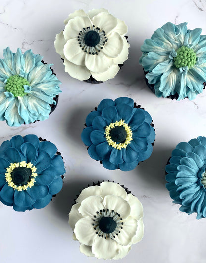 Deluxe floral cupcakes